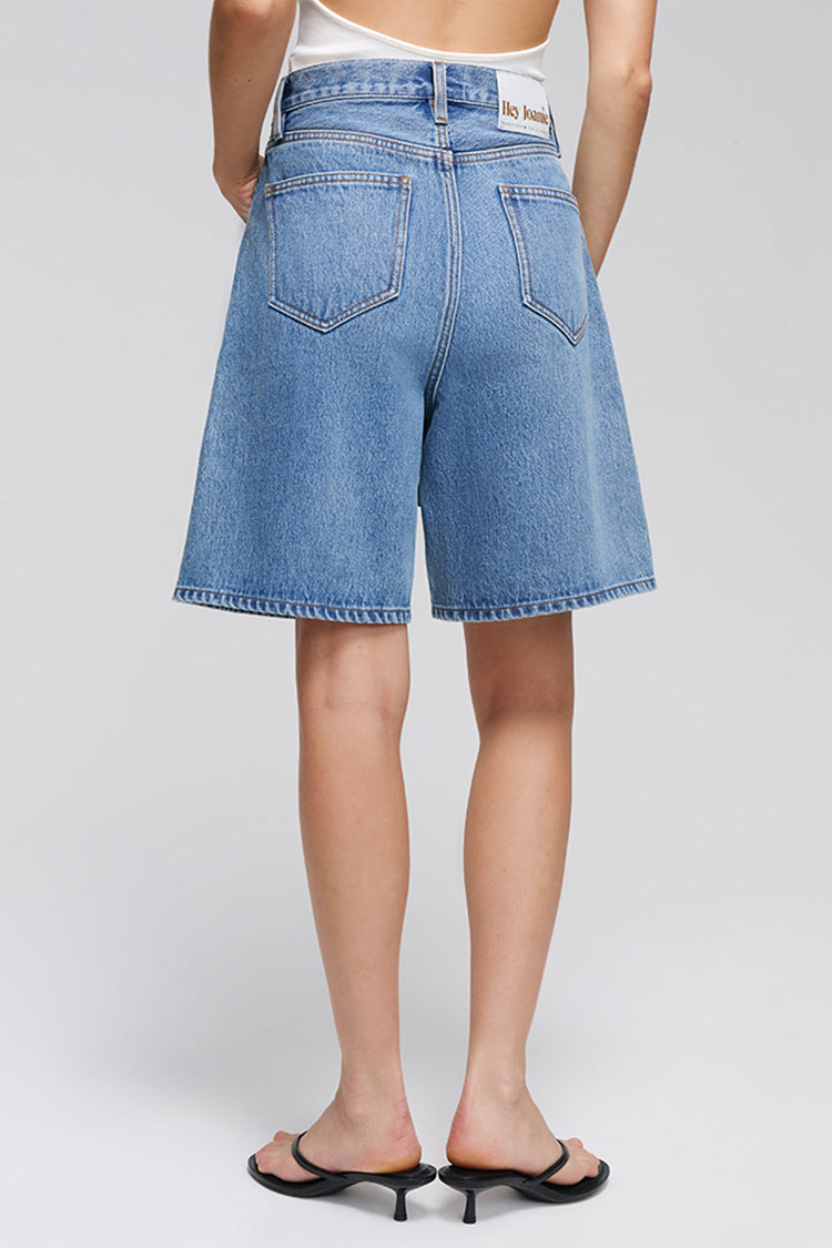 Hey Joanie Easy Rider Bermuda Shorts in vibrant fabric, featuring a relaxed fit and casual style, perfect for summer wear.