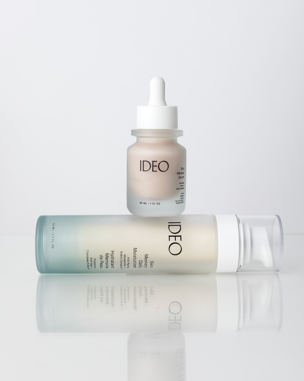 IDEOSkincare Skin Memory Daily Moisturizer in a sleek jar, showcasing its smooth, hydrating cream texture for daily skincare.