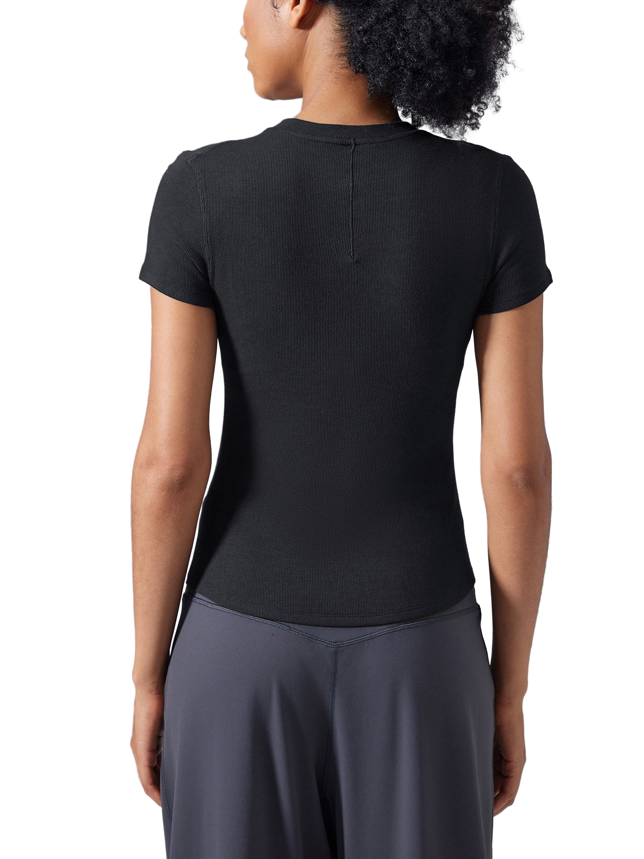ODMPOD modal bodycon Henley shirt, close-up of the fitted T-shirt with buttoned neckline in soft fabric and neutral color